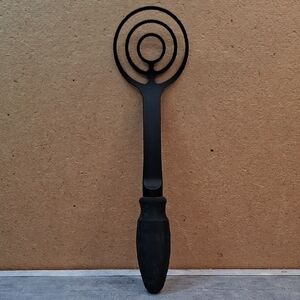 Pampered Chef Black Nylon Mix 'n Masher